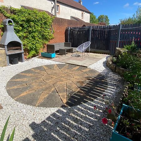 Cosy Cottage With Free Parking Close To Airport Edinburgh Eksteriør bilde